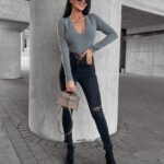 Body dopasowane z dekoltem Gwen Ola Voga grafitowe