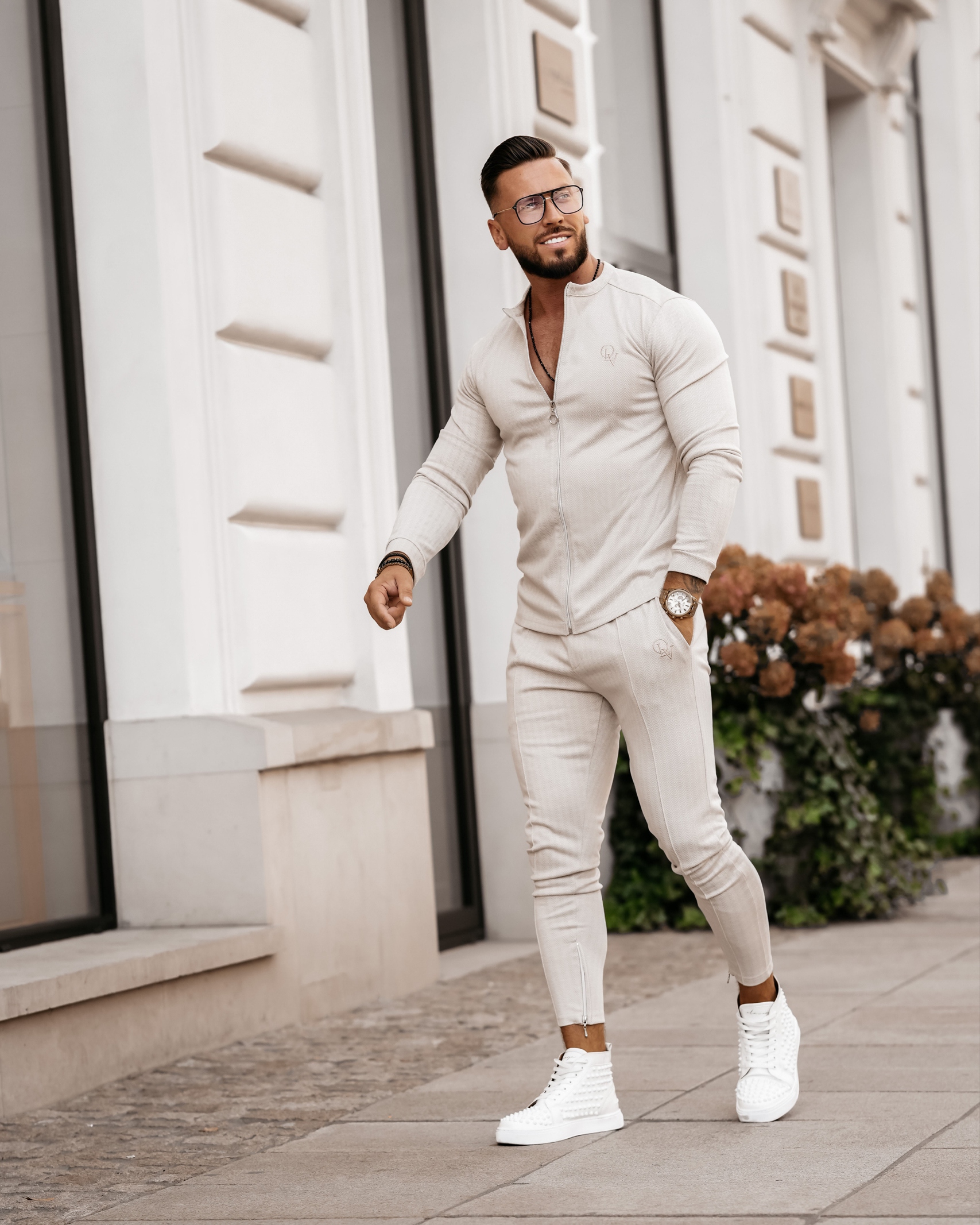 Bluza dopasowana rozpinana ze stójką Norden Ola Voga beżowa Bluza dopasowana rozpinana ze stójką Norden Ola Voga beżowa