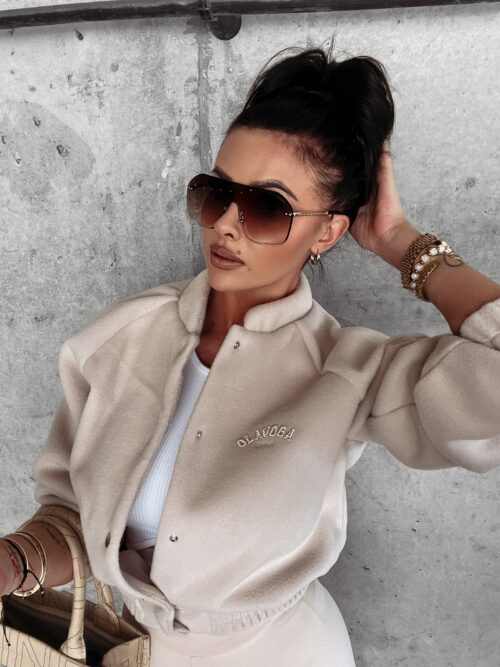 Kurtka bomberka klasyczna z haftem Kiara Ola Voga beżowa