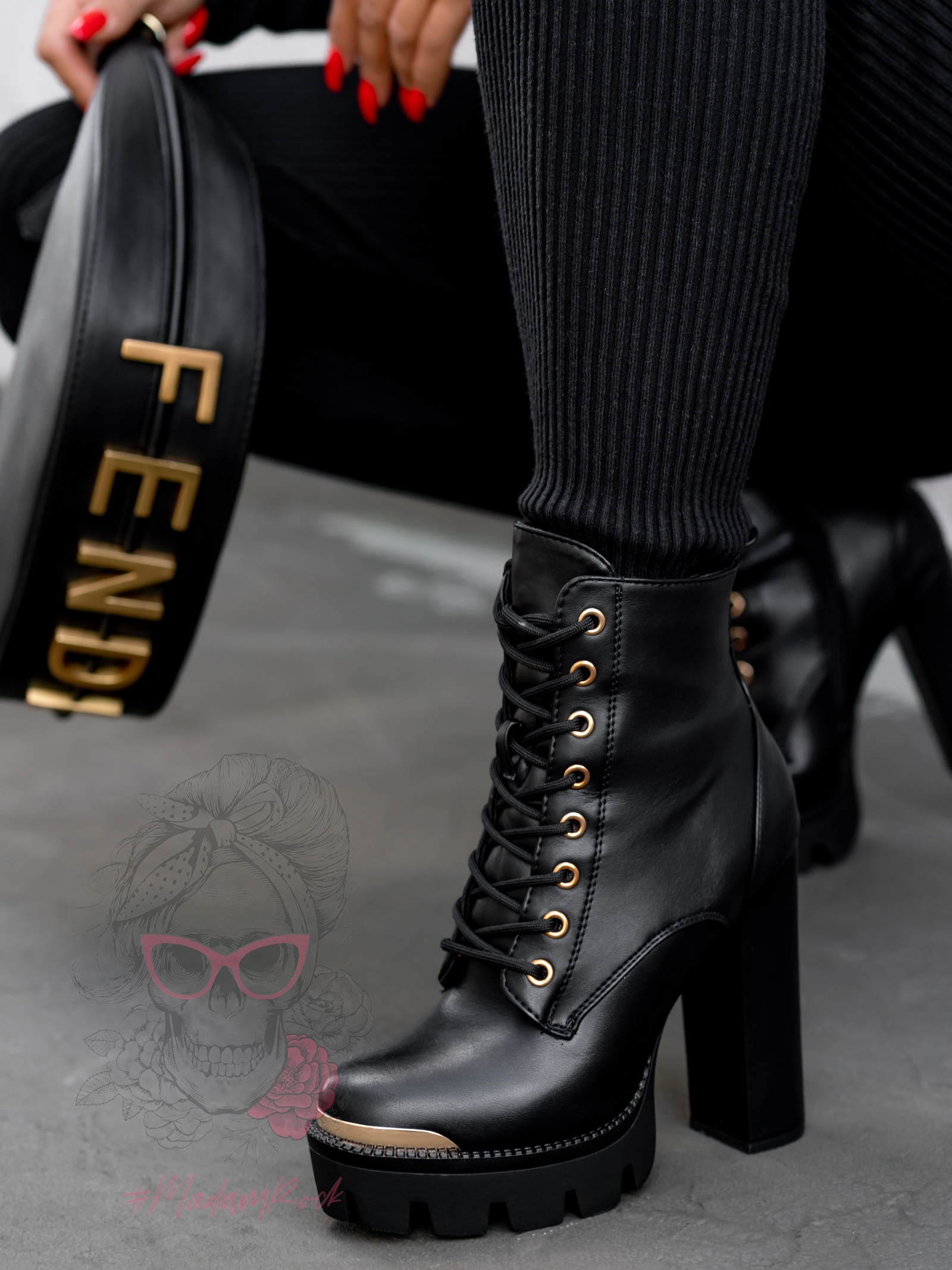 Botki na słupku Rock Stel czarne