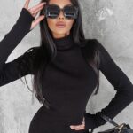 Bluzka z półgolfem Lentina Ola Voga czarna