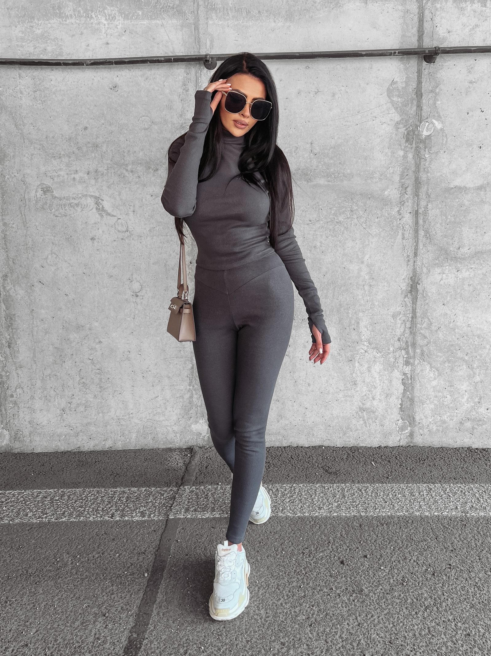 Legginsy gładkie modelujące Alix Ola Voga grafitowe