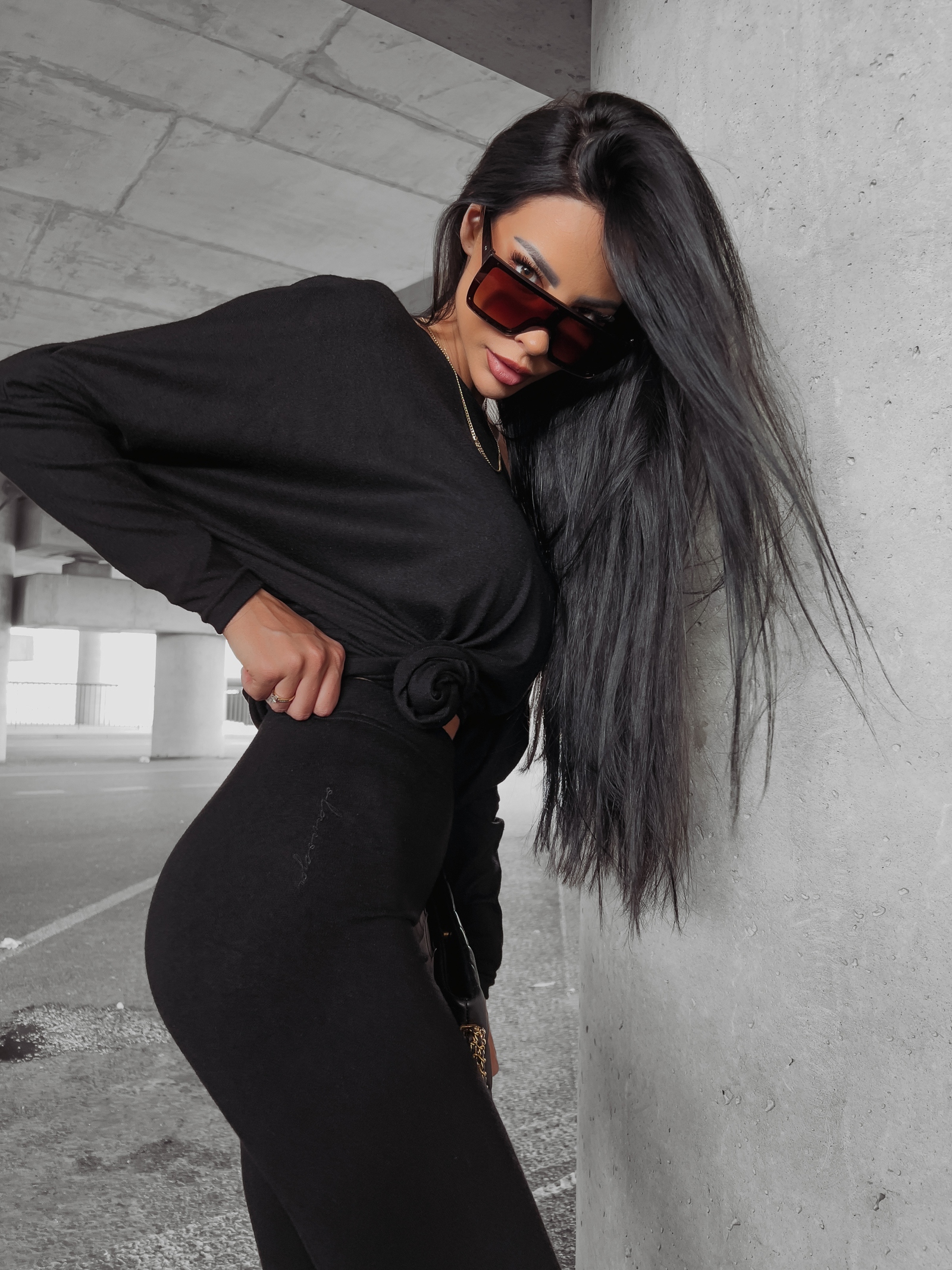 Komplet damski dzianinowy Della Ola Voga czarny Komplet damski dzianinowy Della Ola Voga czarny