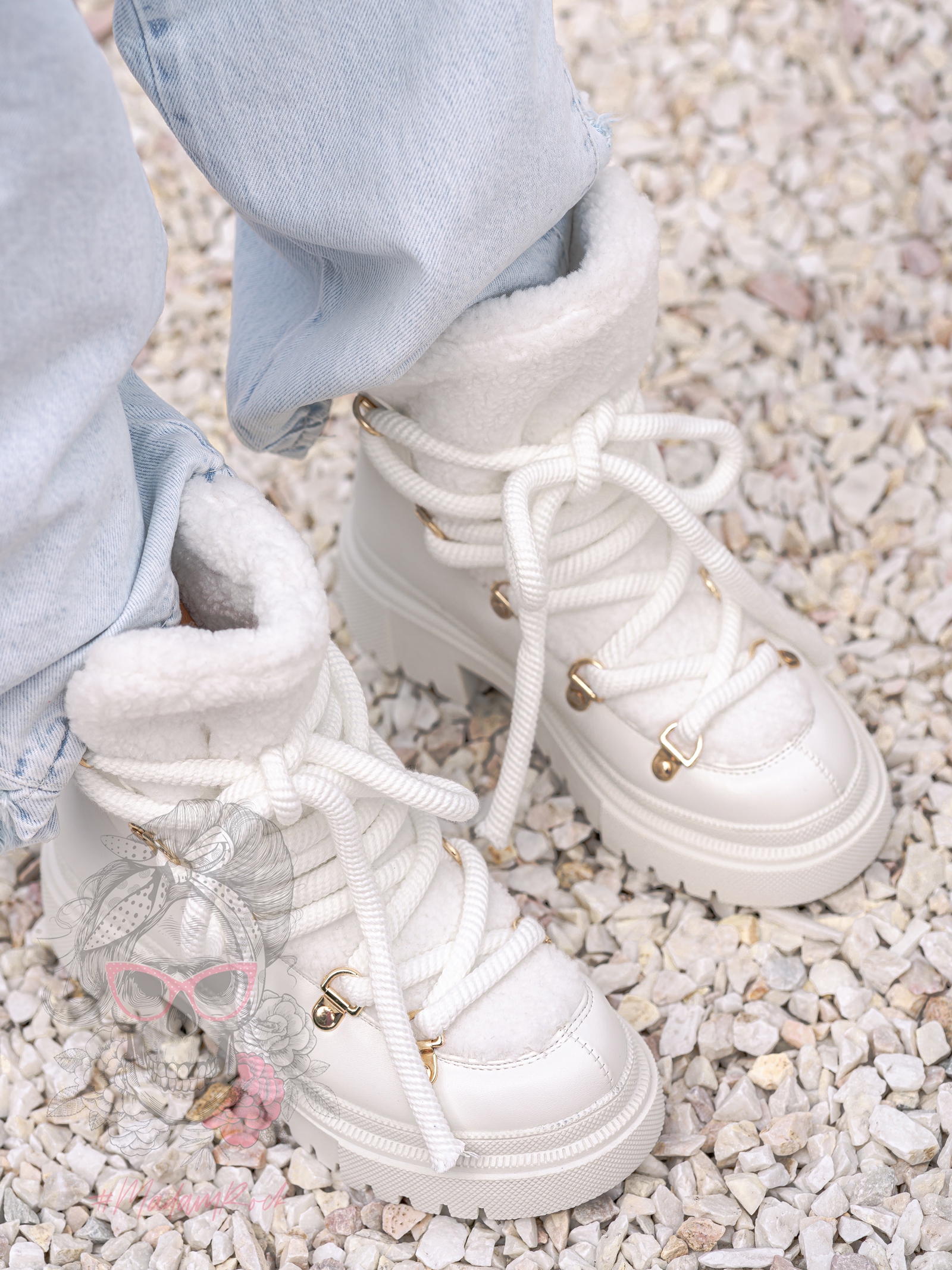 Botki z barankiem Madam Bemoli białe