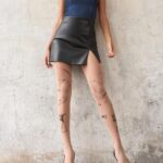 Rajstopy z graffiti Bansky Bomber beżowe