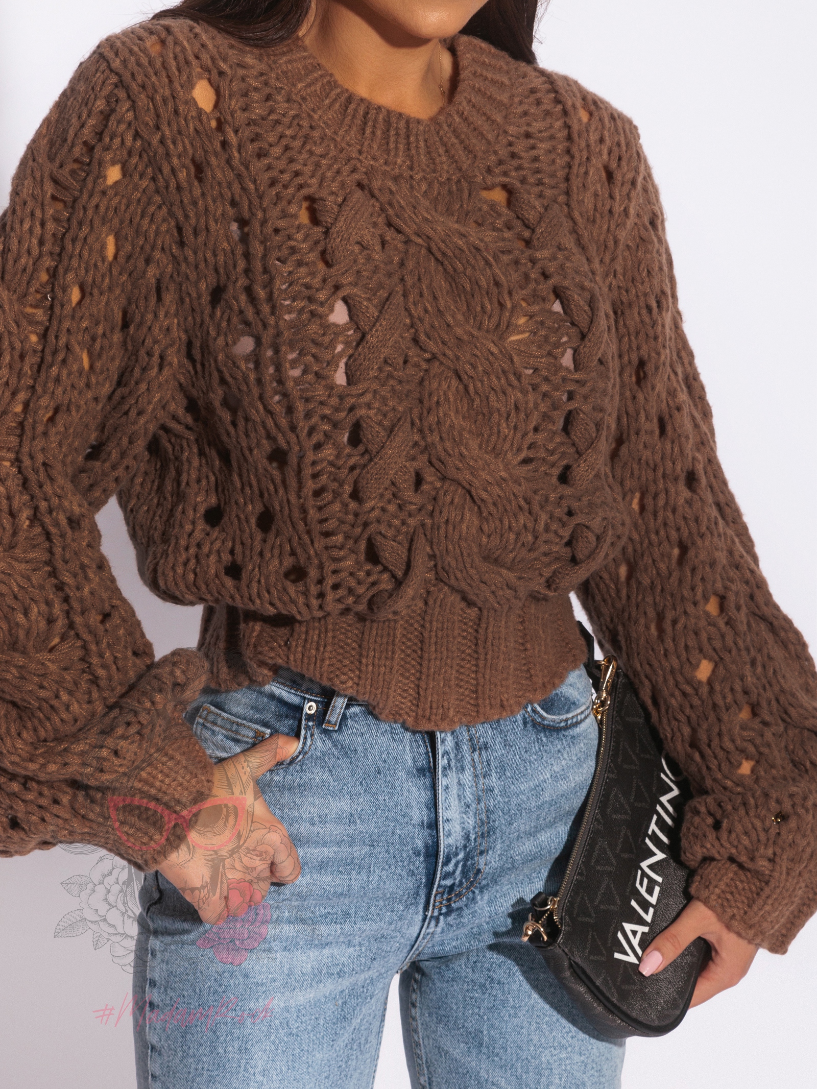 Sweter o luźnym splocie Patt brązowy