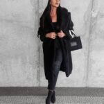 Płaszcz oversize pluszowy Harper Ola Voga czarny