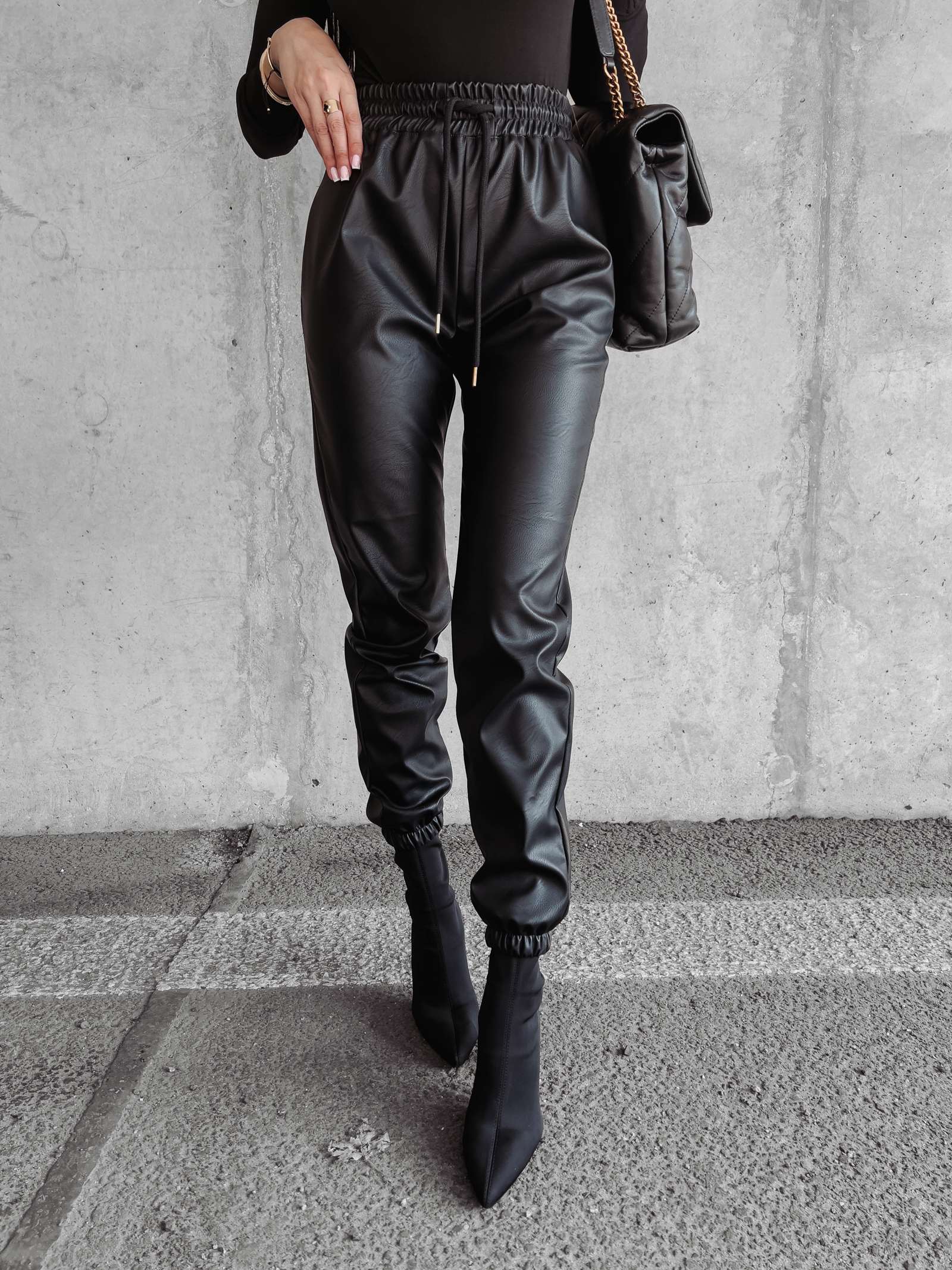 Spodnie damskie z ekoskóry Rimi Ola Voga czarne Spodnie damskie z ekoskóry Rimi Ola Voga czarne