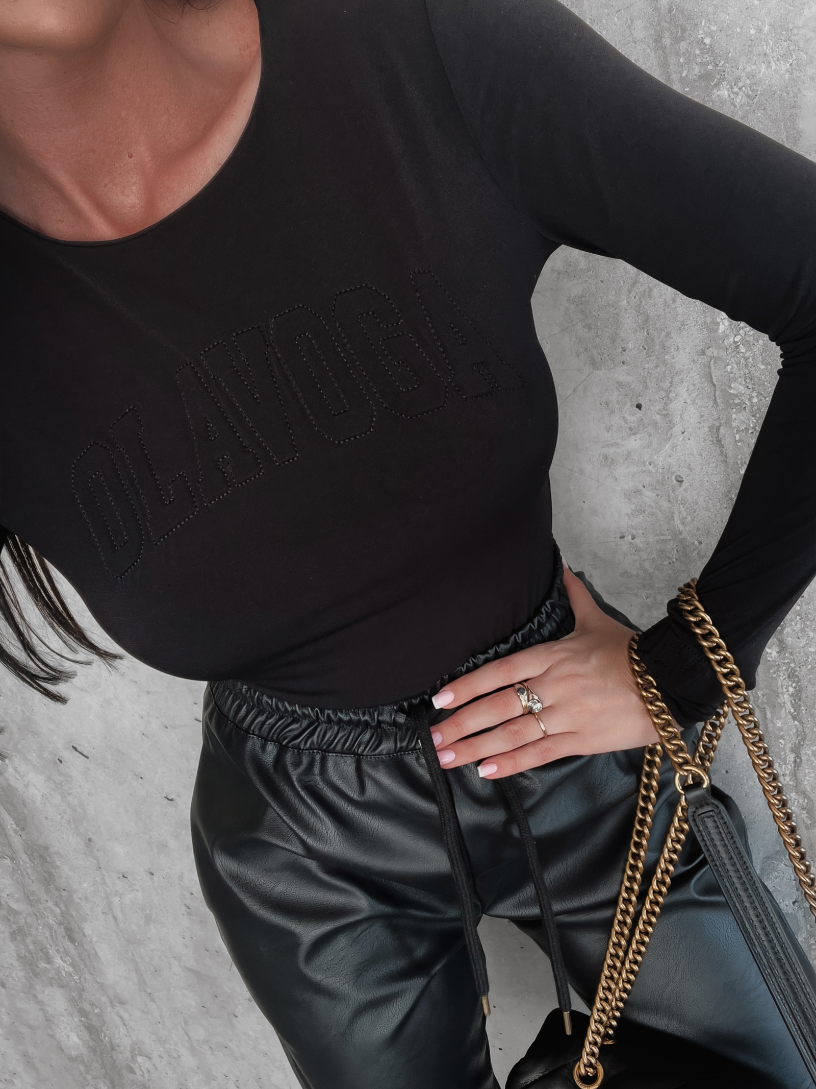 Body dopasowane z aplikacją Fire Ola Voga czarne Body dopasowane z aplikacją Fire Ola Voga czarne