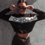 Bluza klasyczna z półgolfem Kailee Ola Voga czarna/ecru