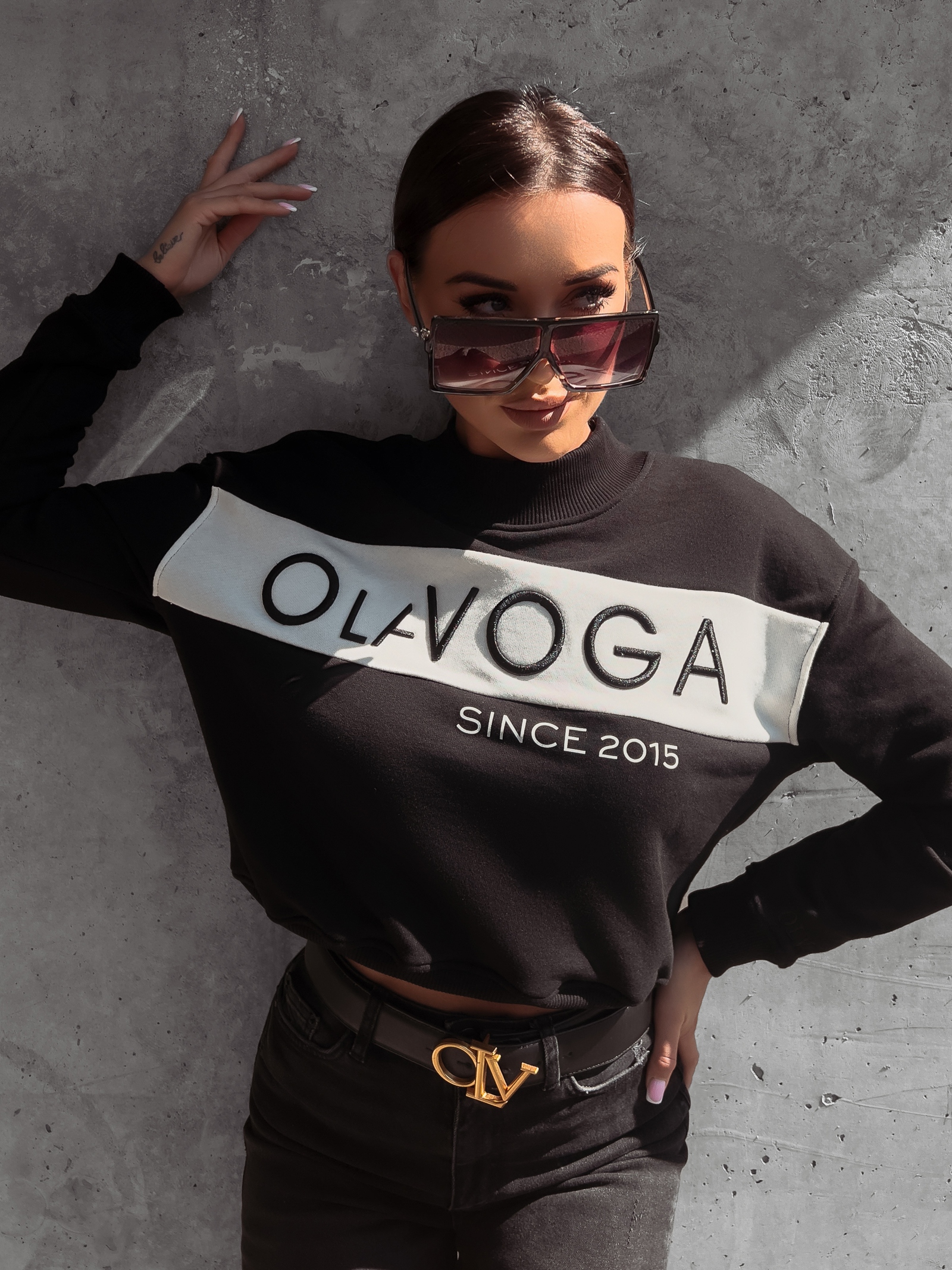 Bluza klasyczna z półgolfem Kailee Ola Voga czarna/ecru