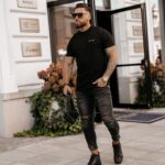 T-shirt męski ze złotym nadrukiem Blush Ola Voga czarny