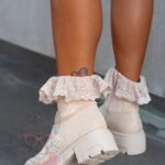 Botki z falbanką Madam Dress beżowe