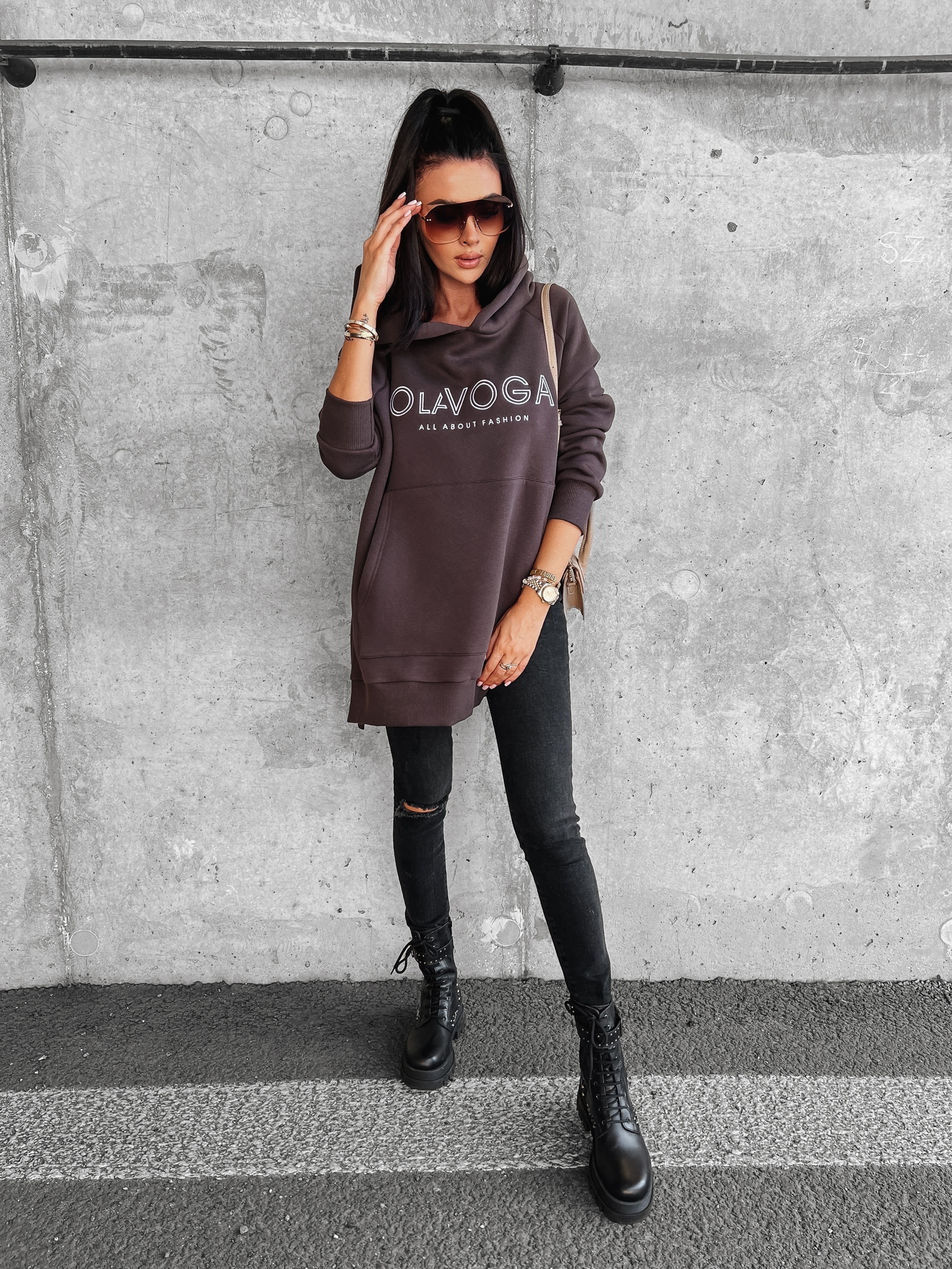 Bluza oversize z rozcięciami Preta Ola Voga brązowa