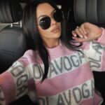 Sweter oversize logowany Pansy Ola Voga pudrowy