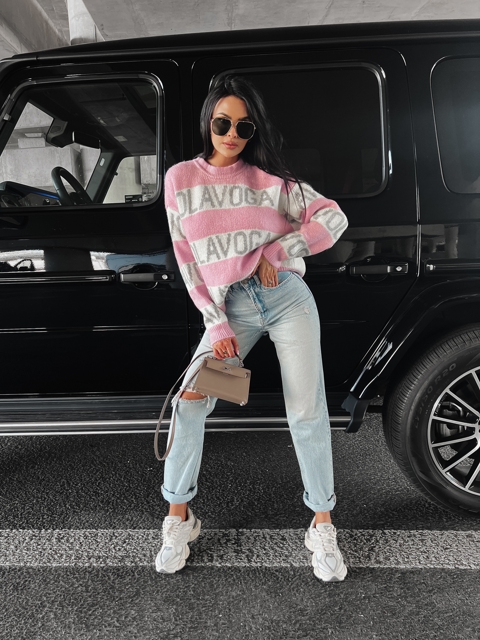 Sweter oversize logowany Pansy Ola Voga pudrowy