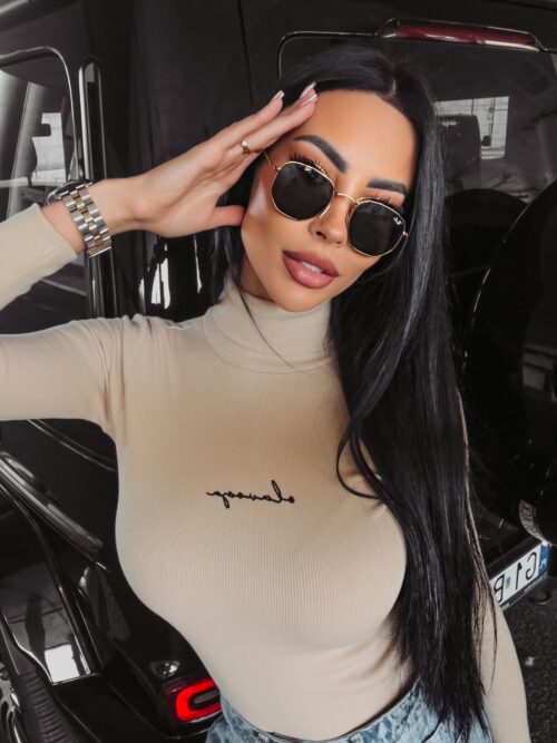 Sweter golf dopasowany Sybil Ola Voga beżowy