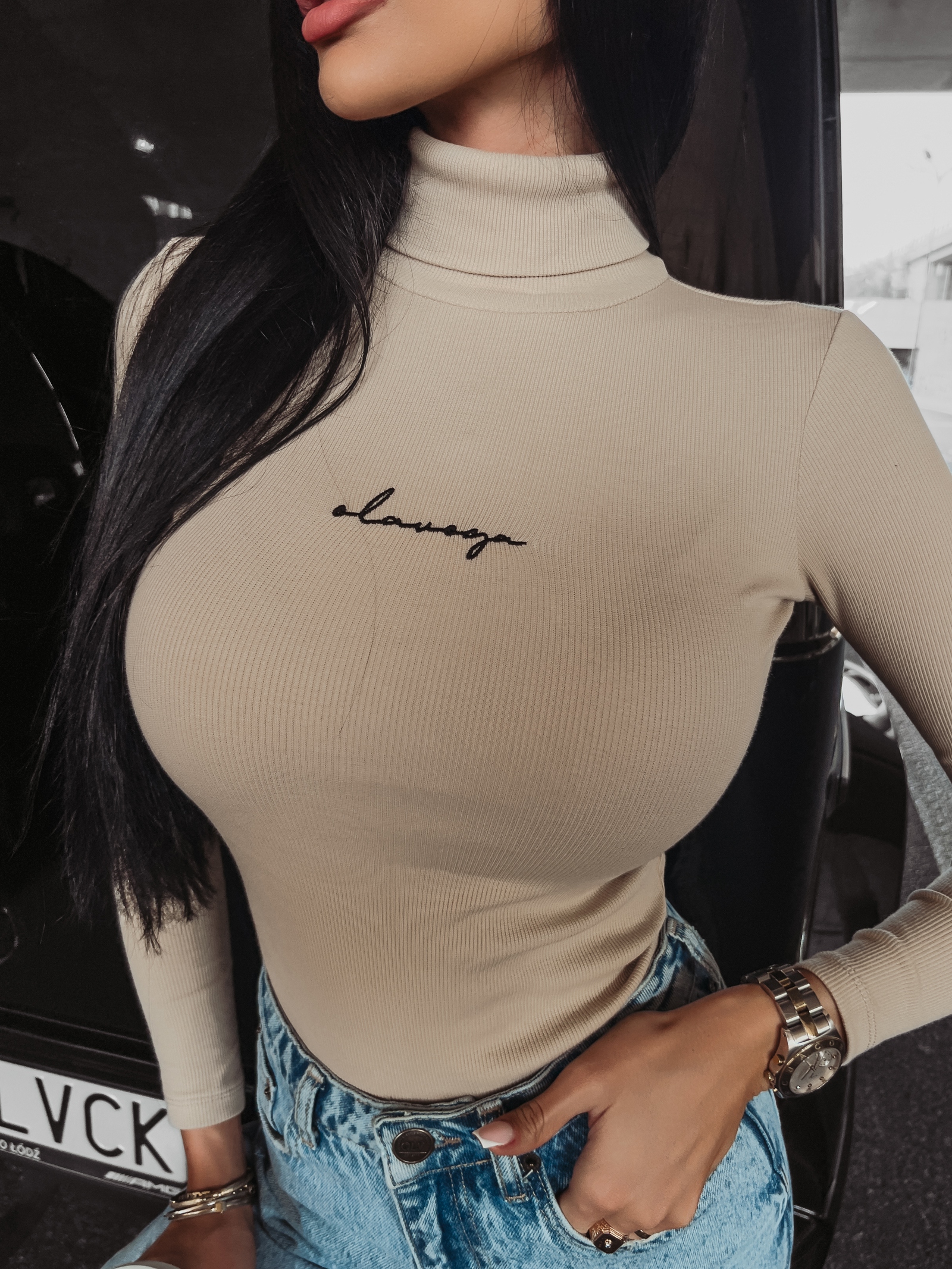 Sweter golf dopasowany Sybil Ola Voga beżowy