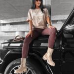 T-shirt dekatyzowany z nadrukiem Juniper Ola Voga beżowy