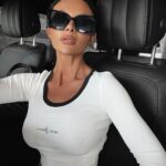 Bluzka dopasowana prążkowana Laura Ola Voga ecru