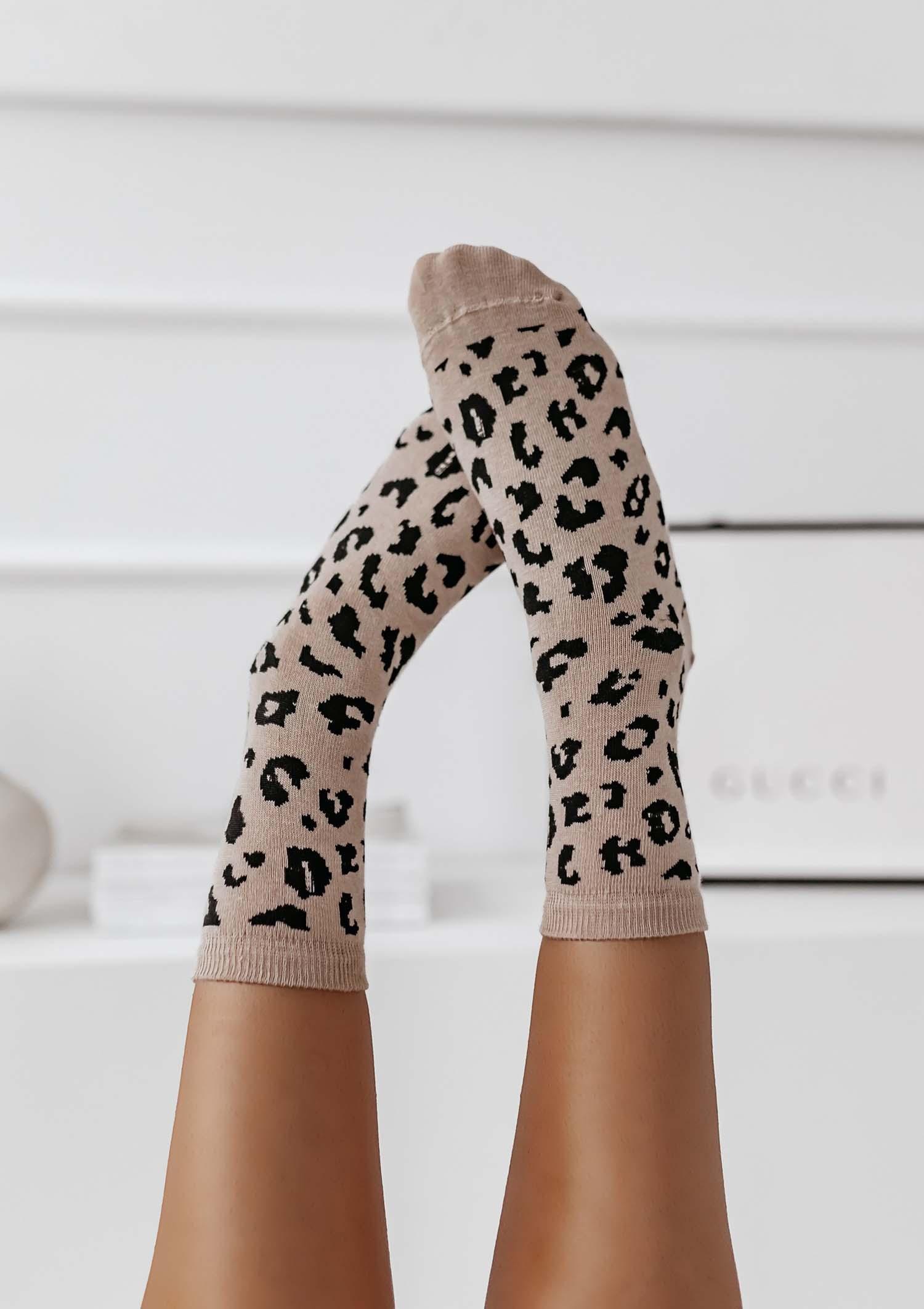 Skarpetki damskie bawełniane w panterkę beżowe