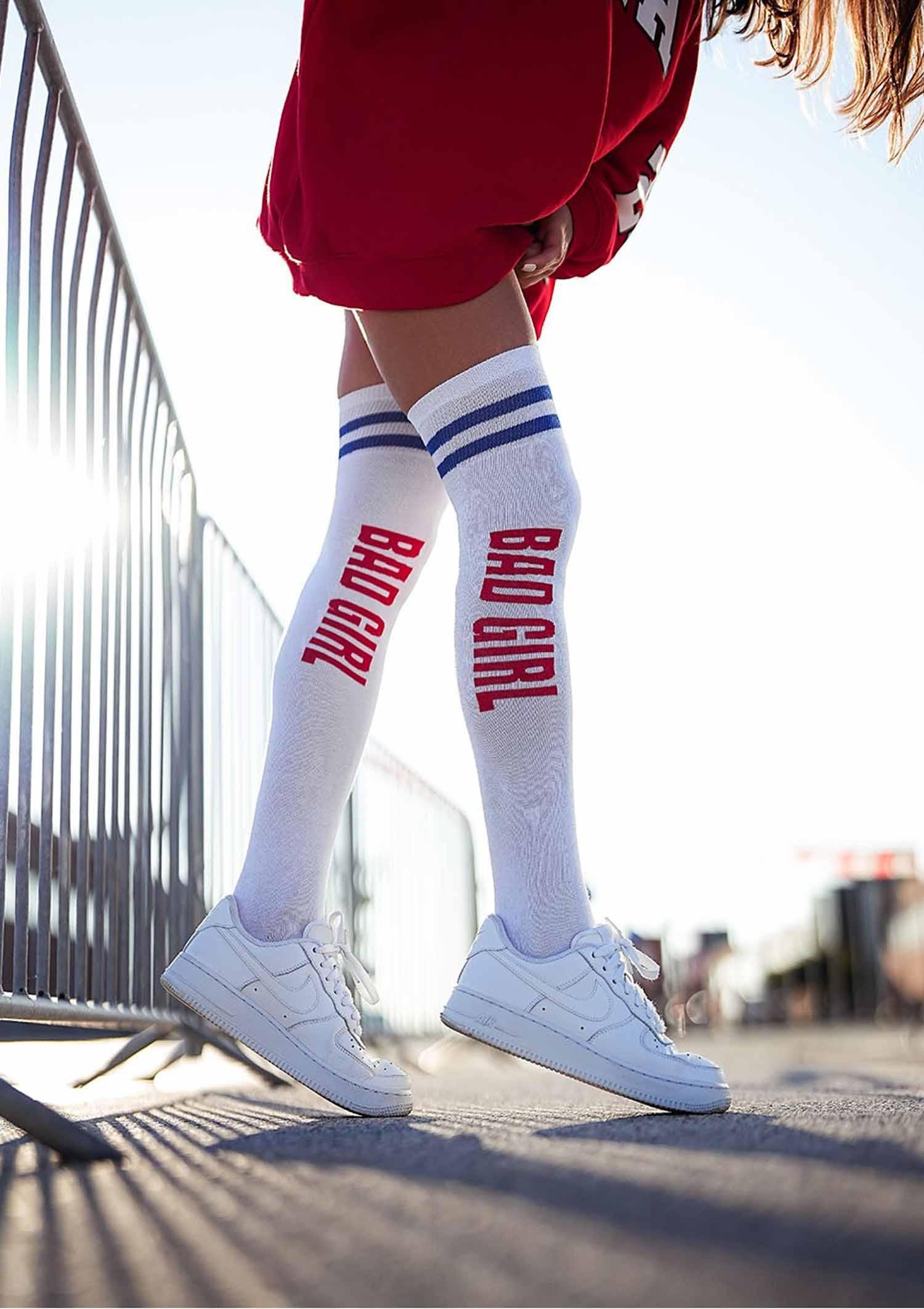 Zakolanówki bawełniane sportowe BAD GIRL białe (kolorowe)