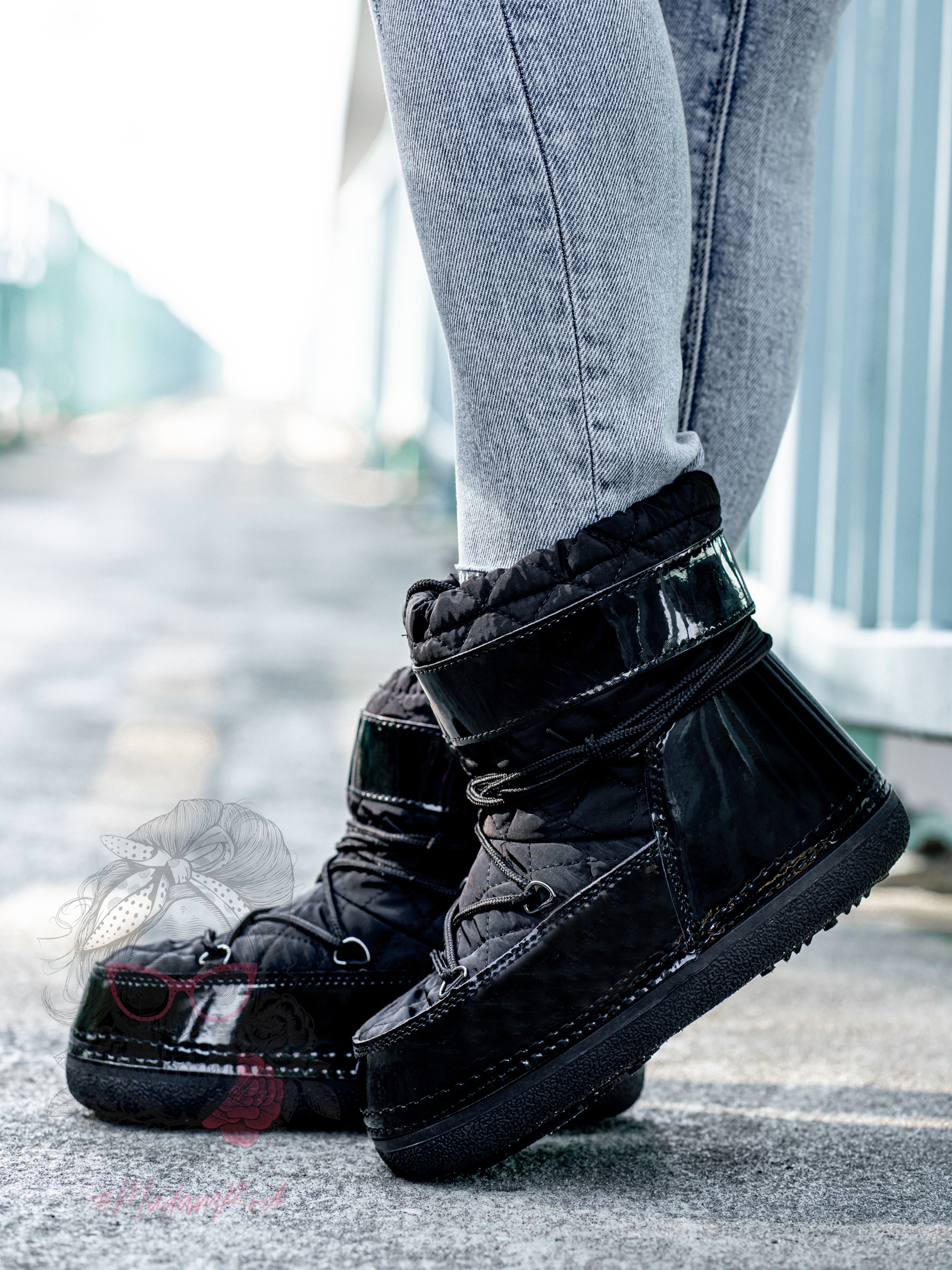 Botki śniegowce kurtkowe Mont Rock czarne Botki śniegowce kurtkowe Mont Rock czarne