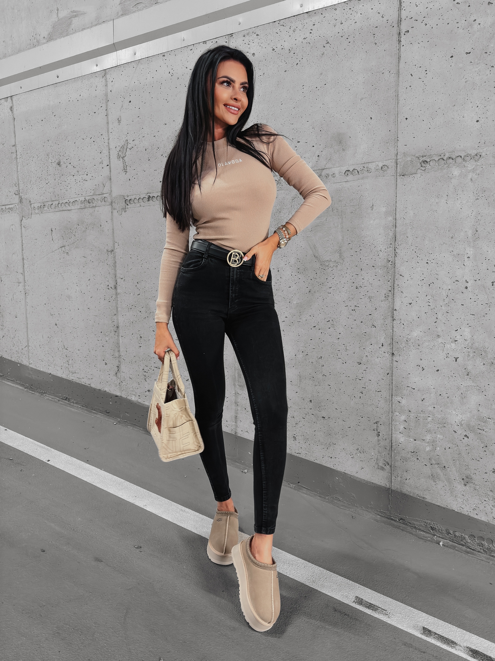 -WYPRZEDANE-Bluzka basicowa prążkowana Barma Ola Voga beżowa -WYPRZEDANE-Bluzka basicowa prążkowana Barma Ola Voga beżowa