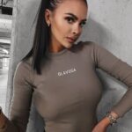 -WYPRZEDANE-Bluzka basicowa prążkowana Barma Ola Voga j.brąz