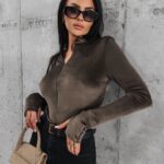 Body welurowe z kołnierzem Spain Ola Voga coffee