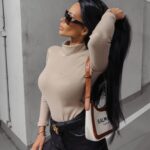 Body dzianinowe z golfem Philly Ola Voga j.beżowe