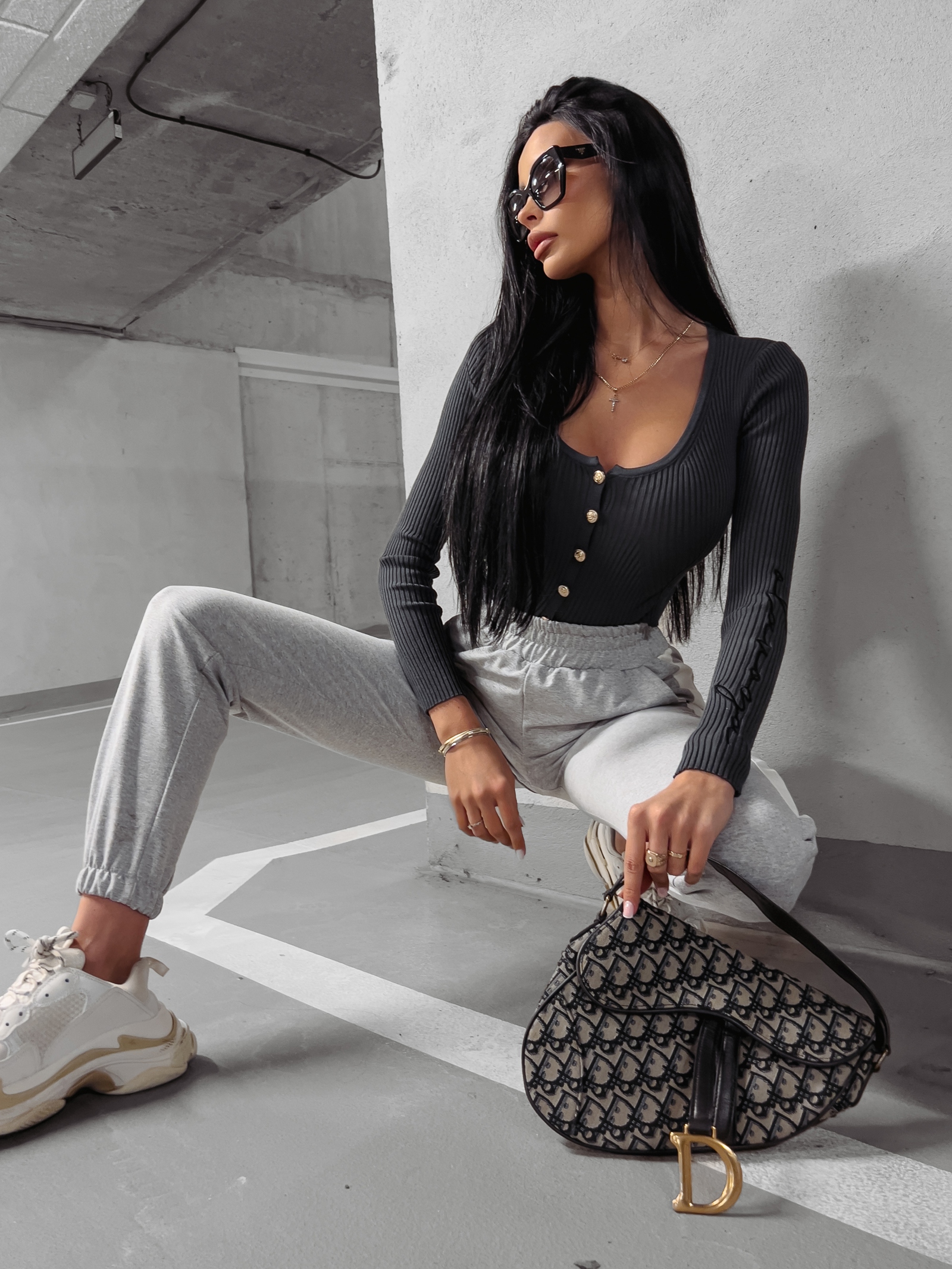 Top sweterkowy Kizzy Ola Voga c.szary