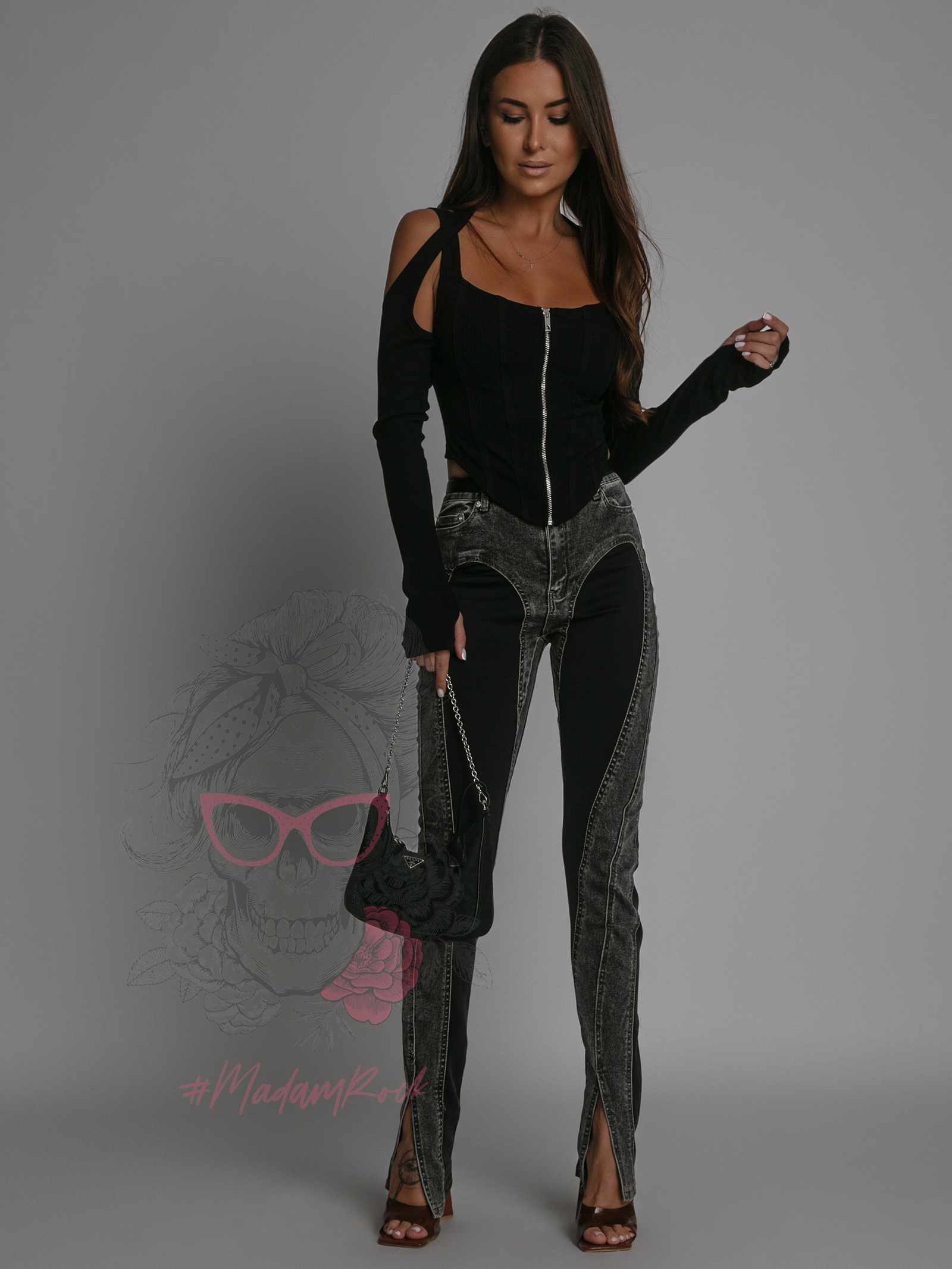 Bluzka z wycięciami Wets czarna Bluzka z wycięciami Wets czarna