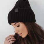 Czapka wywijana Ola Voga Warm Autumn czarna