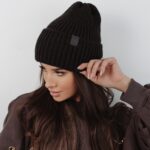 Czapka wywijana Ola Voga Warm Autumn czarna