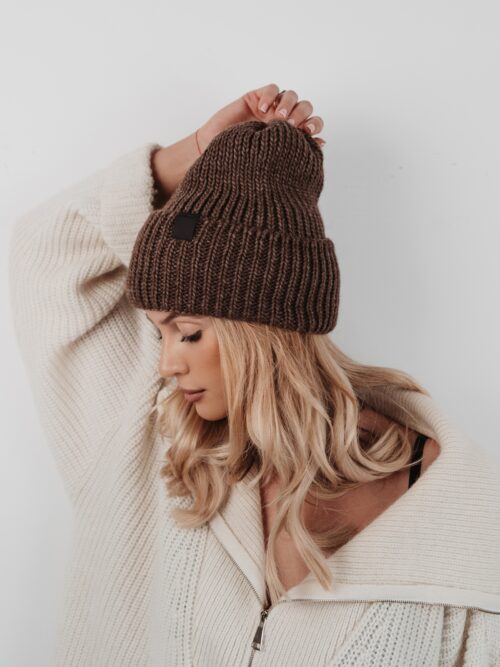 Czapka wywijana Ola Voga Warm Autumn brązowa