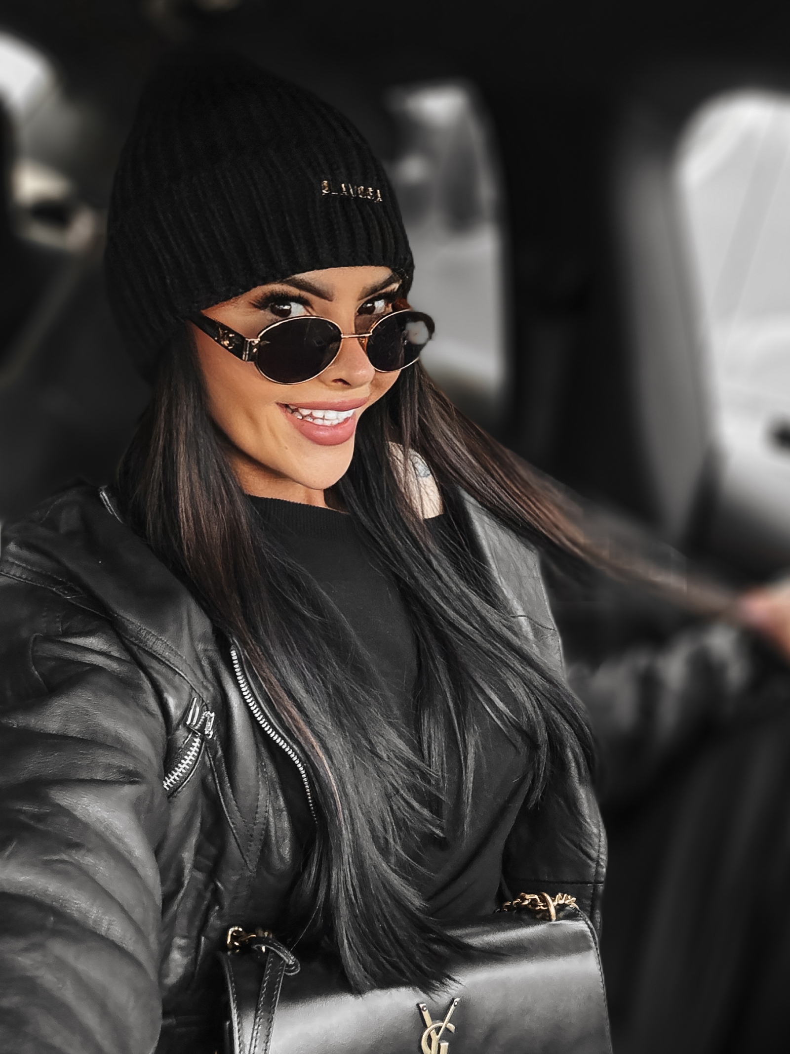 Czapka beanie prążkowana Cyndi Ola Voga czarna