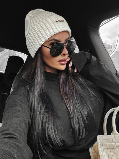 Czapka beanie prążkowana Cyndi Ola Voga ecru