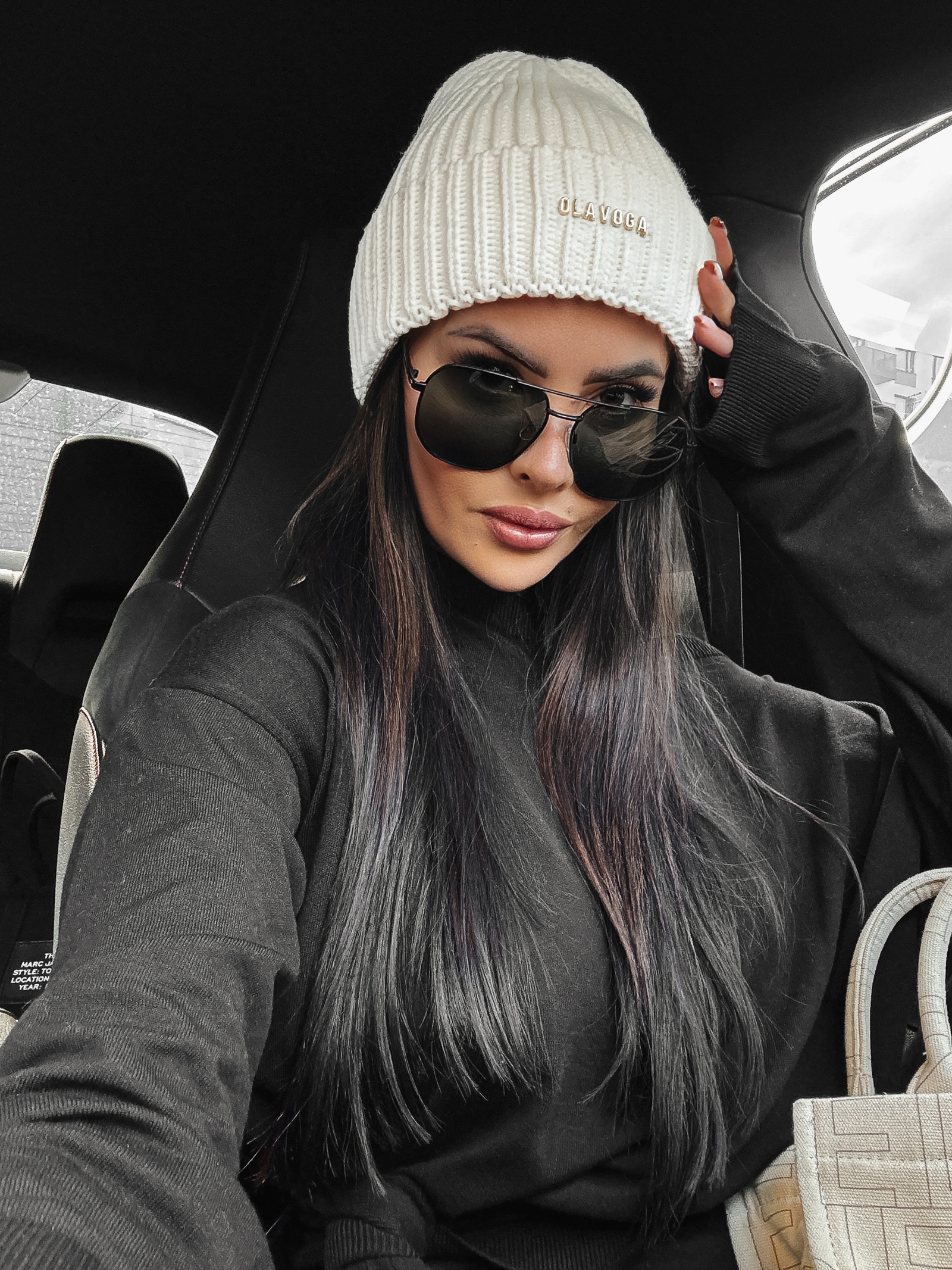 Czapka beanie prążkowana Cyndi Ola Voga ecru Czapka beanie prążkowana Cyndi Ola Voga ecru