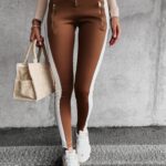 Spodnie modelujące z lampasem Chica Ola Voga karmelowe