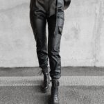 Spodnie z ekoskóry z wiązaniem Alta Ola Voga czarne