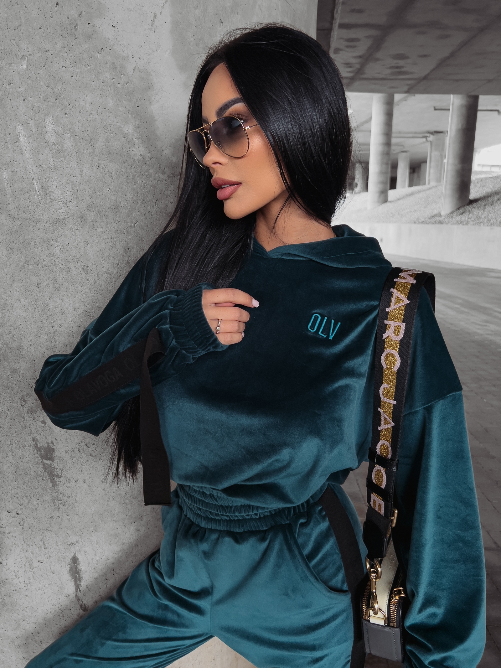 Komplet dres welurowy Peta Ola Voga butelkowa zieleń Komplet dres welurowy Peta Ola Voga butelkowa zieleń