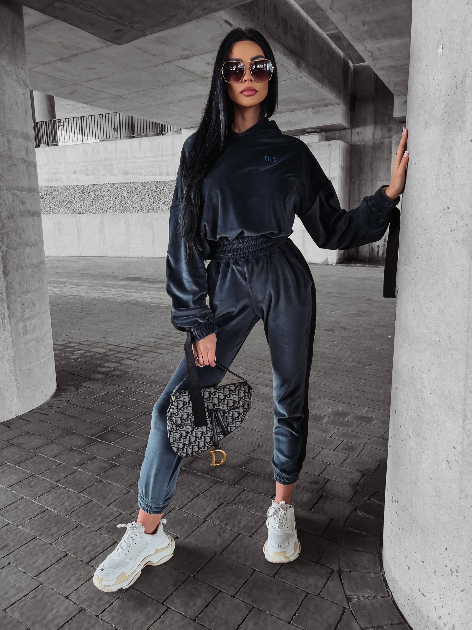 Komplet dres welurowy Peta Ola Voga stalowy Komplet dres welurowy Peta Ola Voga stalowy