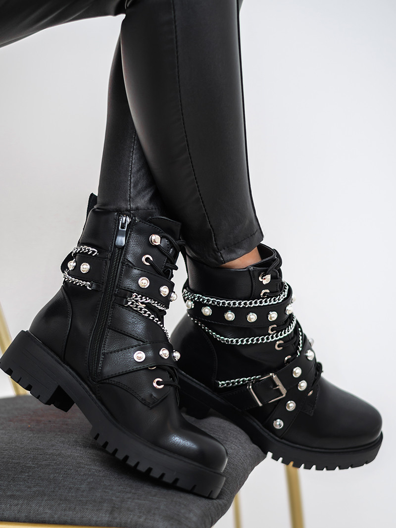 Workery z perłami Gaga Rock czarne Workery z perłami Gaga Rock czarne