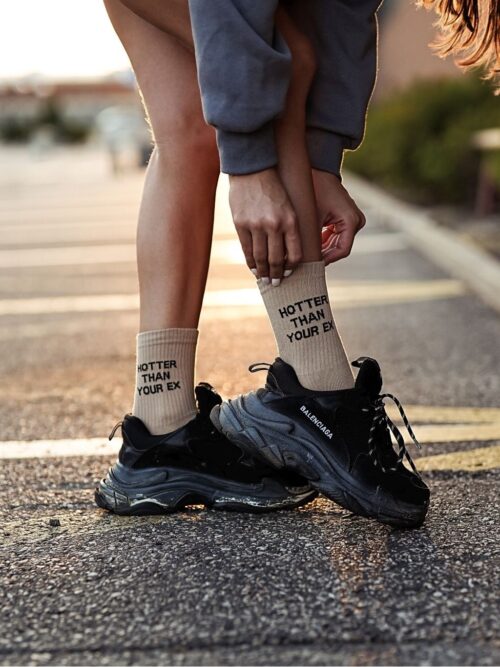 Skarpety damskie sportowe HOTTER THAN YOUR EX beżowe