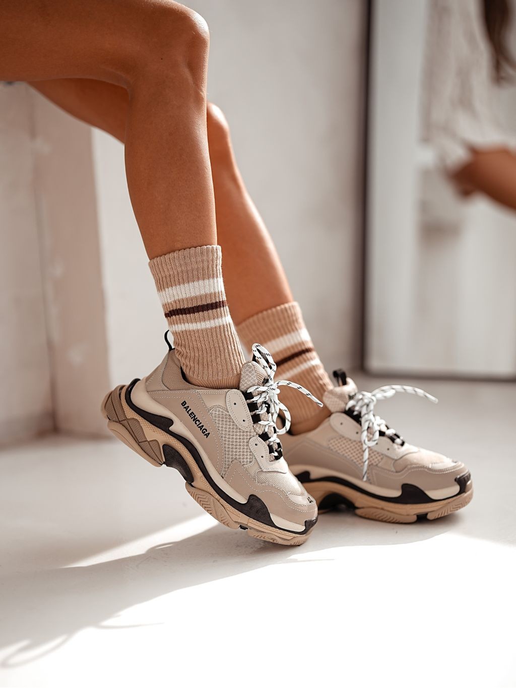 Skarpety damskie bezuciskowe sportowe beżowe