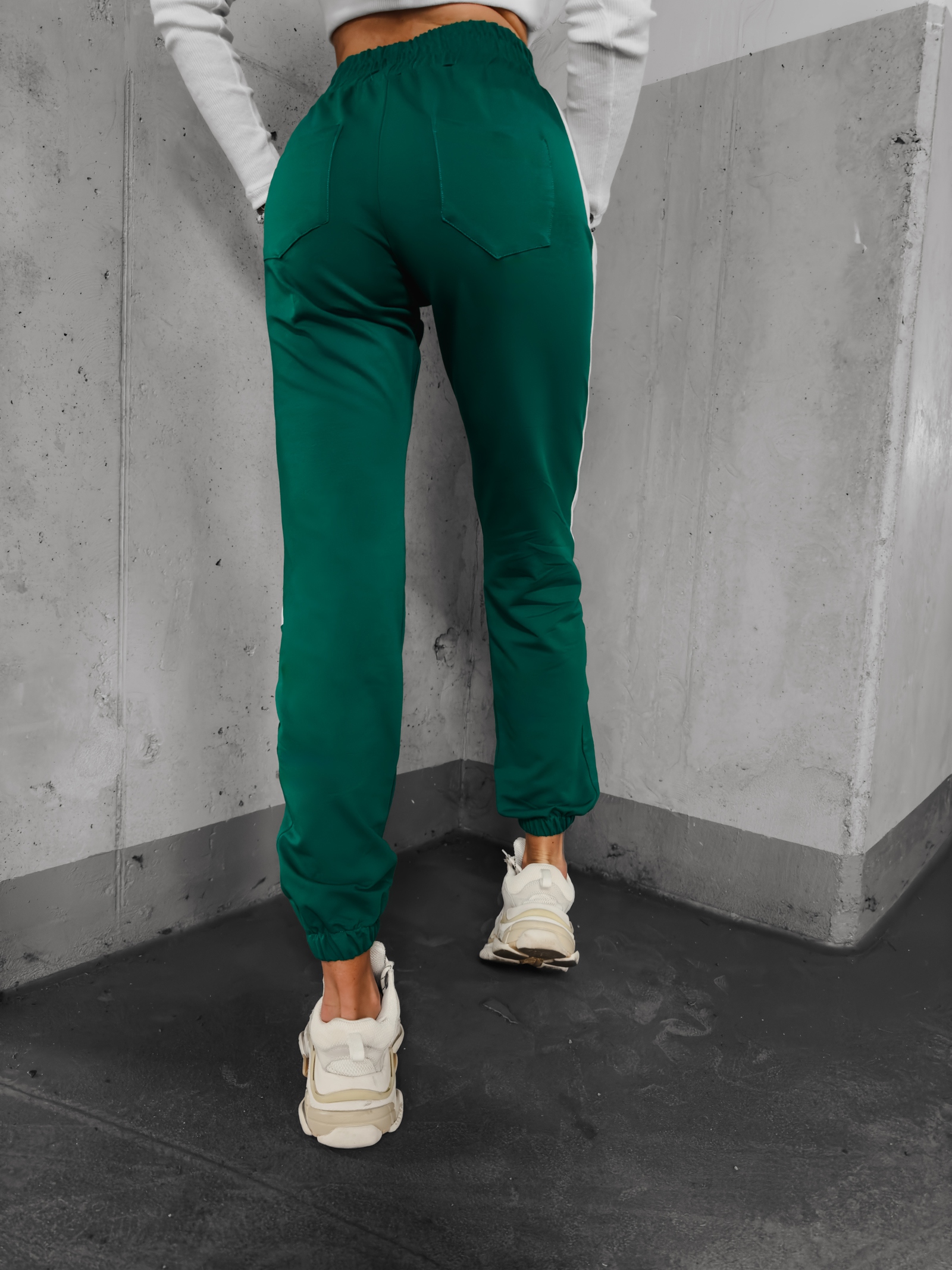 Spodnie dresowe z lampasem Parla Ola Voga zielone Spodnie dresowe z lampasem Parla Ola Voga zielone