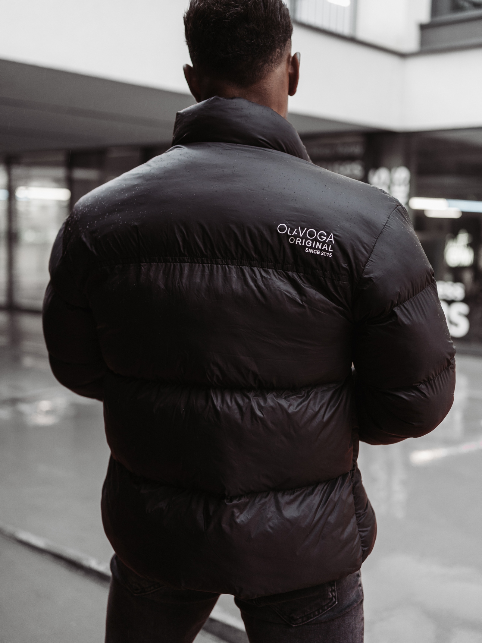 Kurtka męska puchowa Titan Ola Voga czarna Kurtka męska puchowa Titan Ola Voga czarna