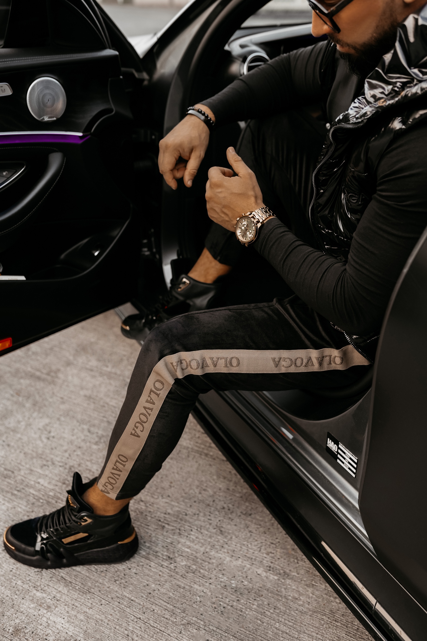 Spodnie męskie welurowe Simplicity Ola Voga czarne