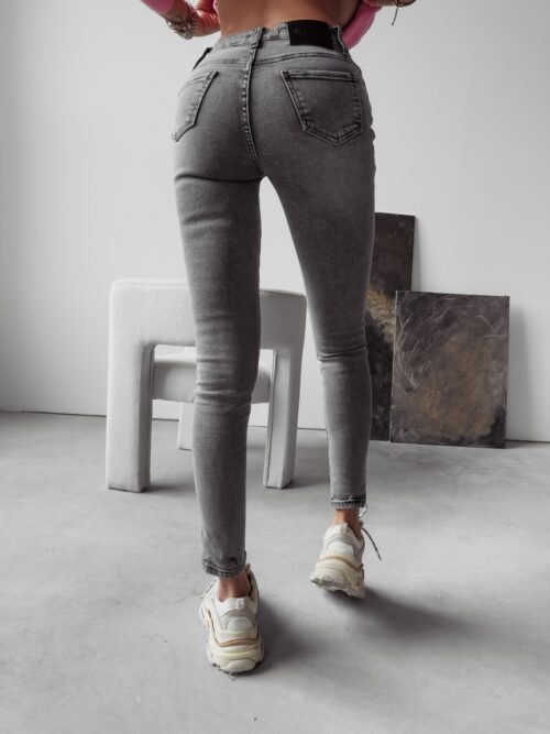 Spodnie jeansowe dekatyzowane Erica Ola Voga szare